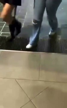 L'uomo talpa nella grata di Casalpusterlengo