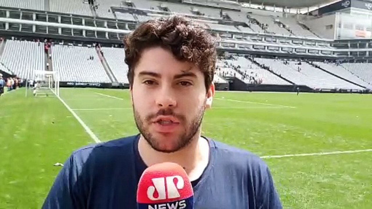 Victor Boni: Corinthians faz treino aberto em I...