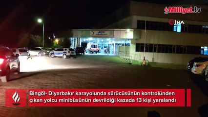Bingöl'de feci kaza! Yolcu minibüsü devrildi: 13 yaralı