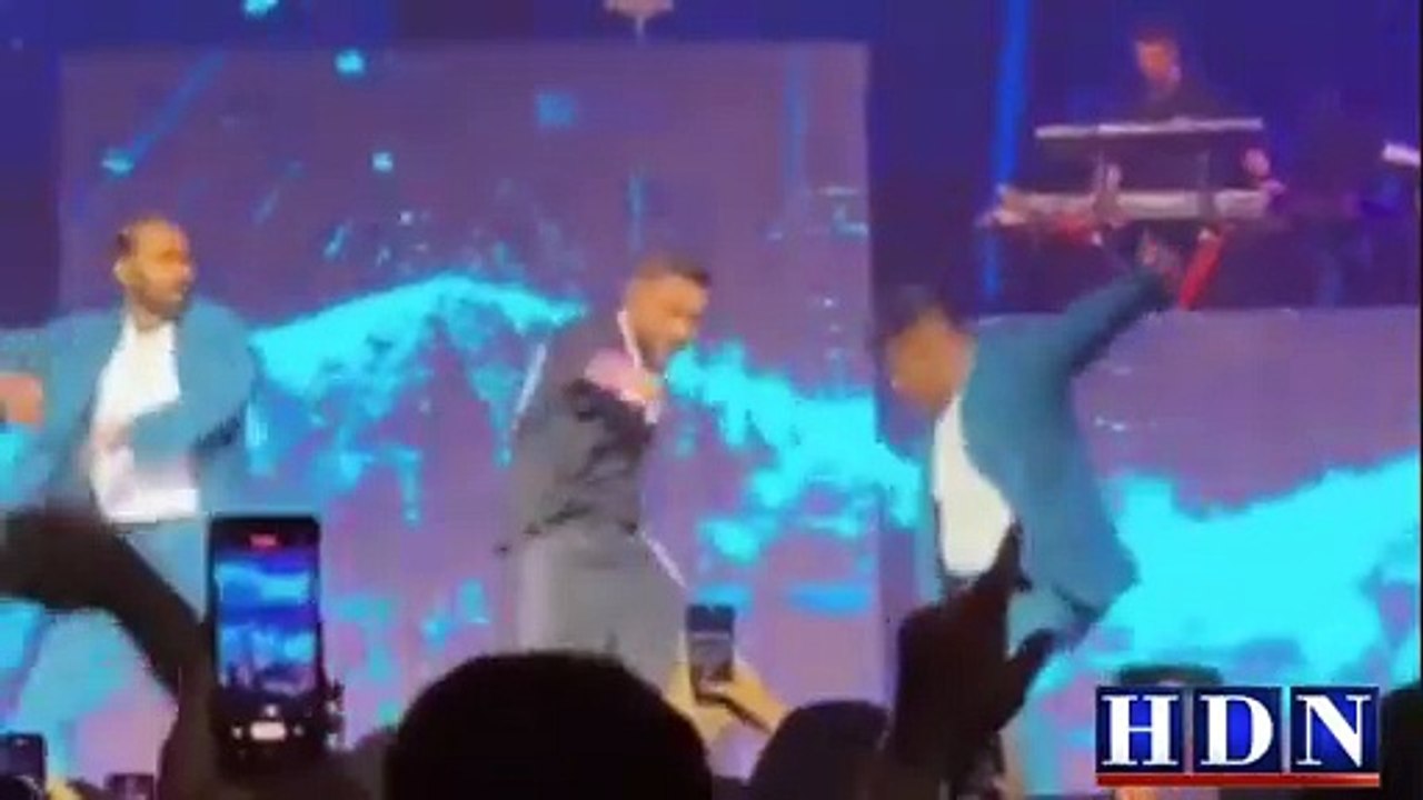 Tauba Tauba singer Karan Aujla responds to on-stage shoe-throwing incident #karan aujla