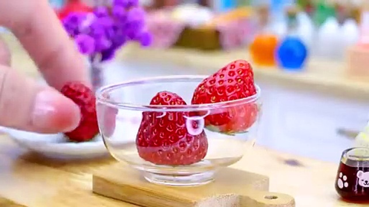 Satisfying Miniature Hello Kitty Cake Decorating - Best Strawberry Cake Recipe By Mini Tasty