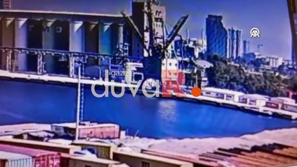 Otomobil limanda denize düştü, mühendis ağır yaralı