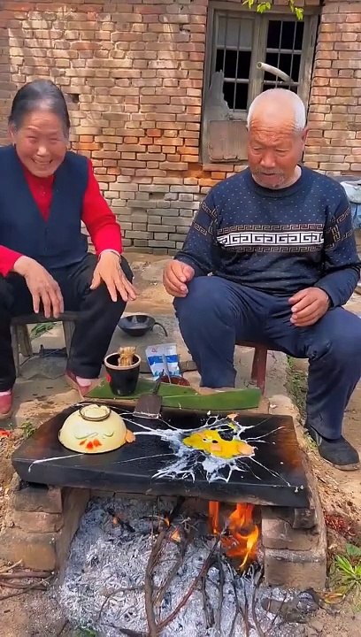 Chinese Burger Slate Chili Scrambled Eggs