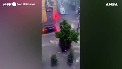 Bomba d'acqua in Costa Azzurra, strade allagate a Cannes
