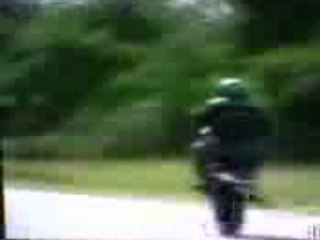 regis fait de la moto