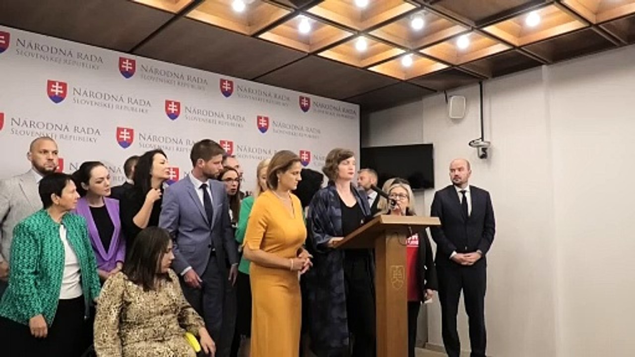 ZÁZNAM: Opozičné poslankyne vyzvali koalíciu, aby zastavila nenávisť voči ženám