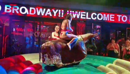 Bull Riding Fun - Pretty Girl Ride on Mechanical Bull | Benidorm Bull - Spain Resort Epic Fail 2024