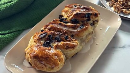 Deliciosa Trenza de Hojaldre con Frutos Secos 🍇