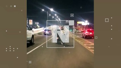 ¡Increíble pero cierto! Ciclista desafía a la muerte en arriesgada maniobra