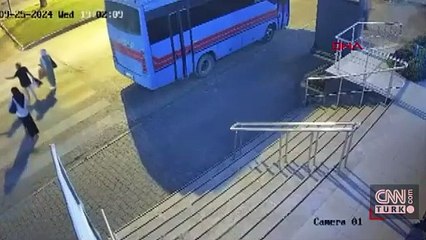 Durması için el kaldırdı! Yaya geçidinde ezip öldürdü | Video Haber