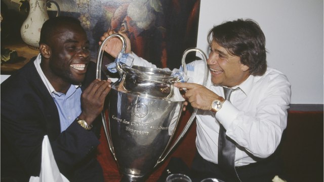 GALA VIDEO - Bernard Tapie affaibli par son cancer : ce proche qui s’est “effondré à ses pieds”