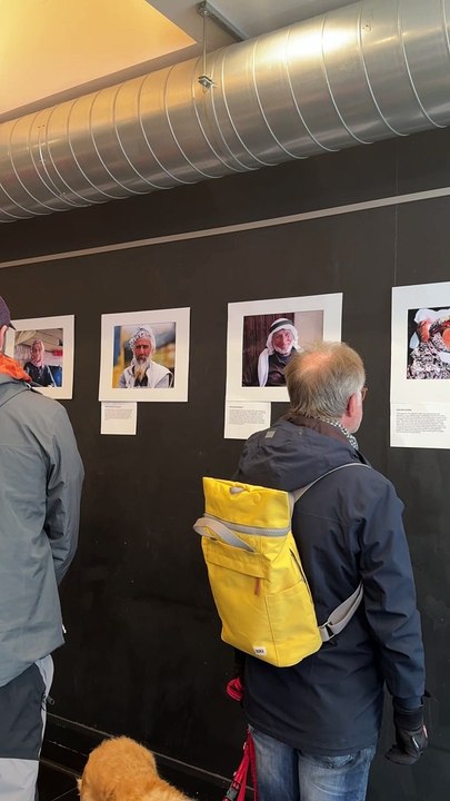 Palastinian artist exhibits photo display at XOKO