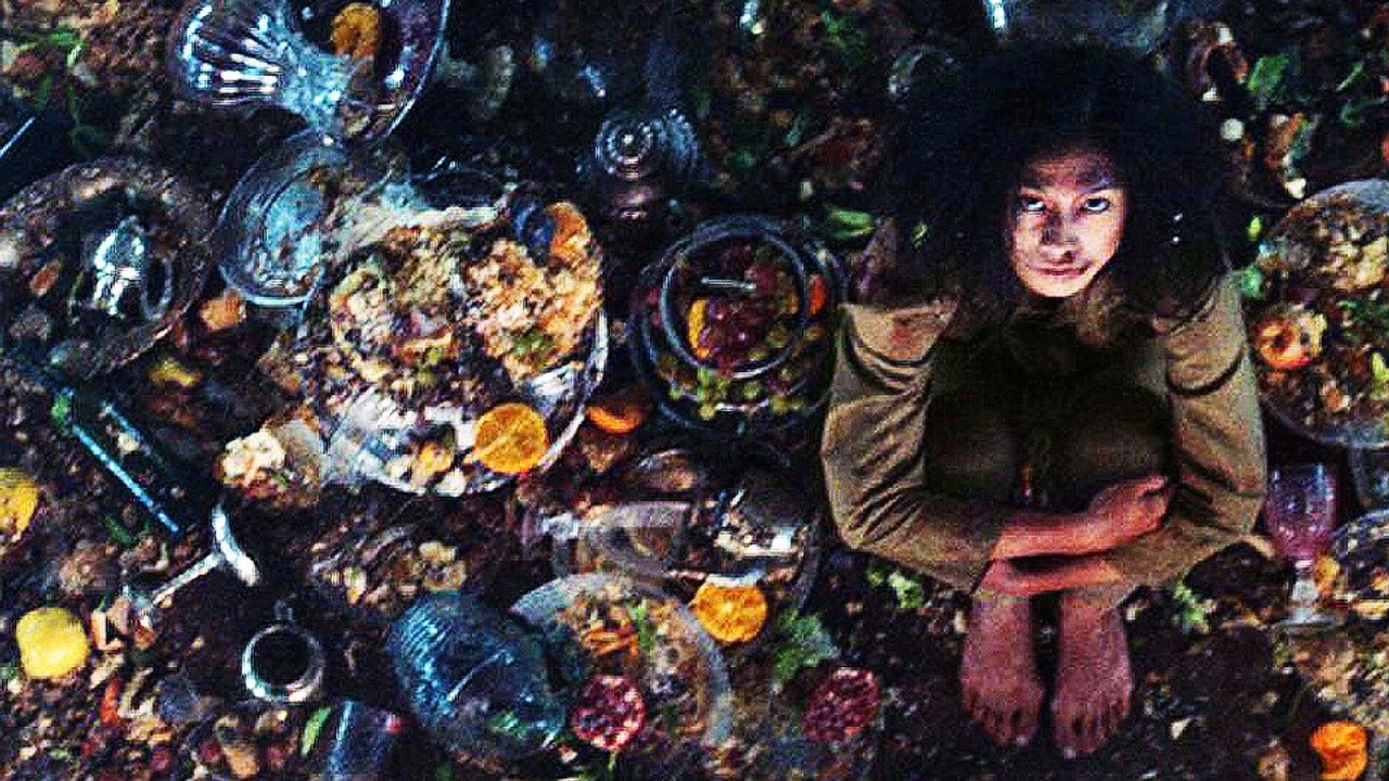 Die brutalste Essensschlacht auf Netflix geht weiter: In Der Schacht 2 ist Übelkeit vorprogrammiert