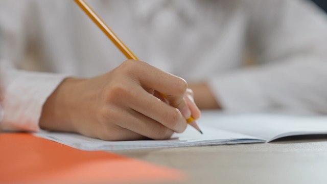 Teacher recruitment: What has the government promised to attract and retain teachers?