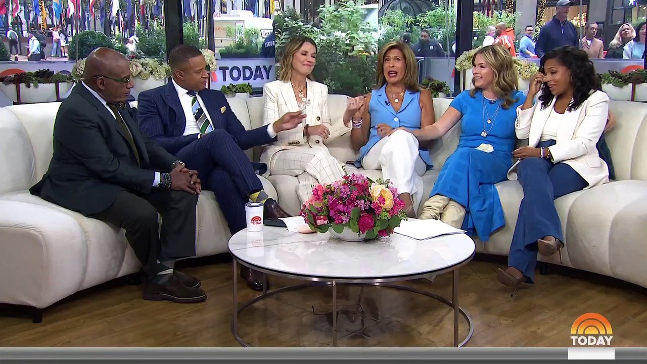 En larmes, Hoda Kotb, présentatrice star de la matinale de la chaîne NBC et payée 1 million de dollars par mois, annonce quitter l'émission à la fin de l'année