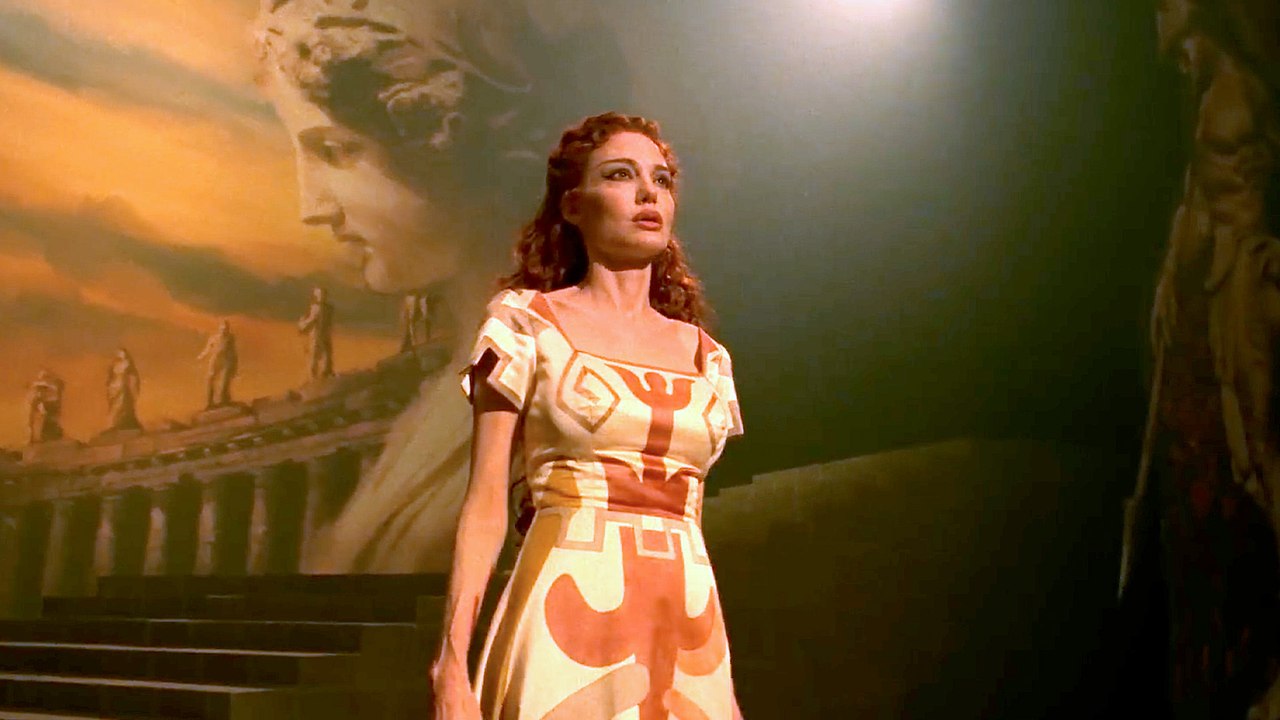 First Trailer for Netflix's Maria with Angelina Jolie video Dailymotion