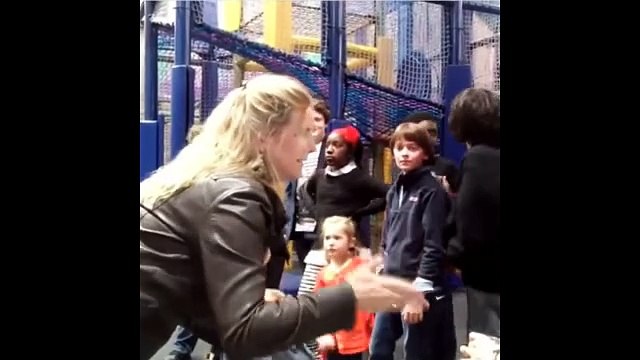 Stranger Things Cast - Finn, Millie, Noah and Gaten CUTE AND FUNNY MOMENTS 2018 #4