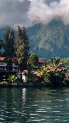Absen dulu yang rindu pulang ke Danau Toba! ☝️ - Trip Danau Toba_ DM or WA 081930336617 #danautoba #tripdanautoba #samosir
