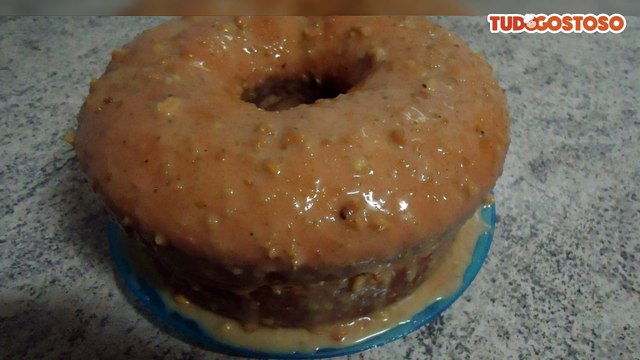 Bolo de amendoim com fubá no liquidificador