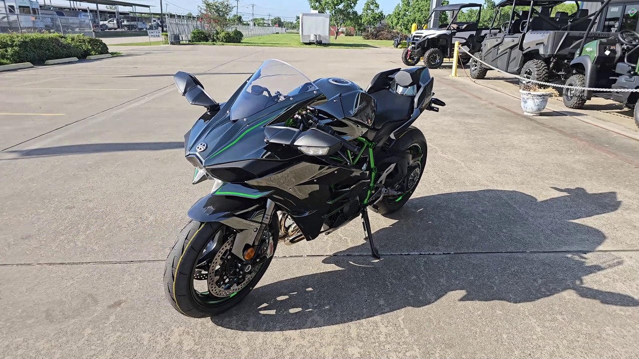 2024 KAWASAKI NINJA H2 WALK-AROUND