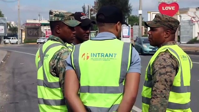 15 vehículos pesados fueron detenidos por transitar en zonas restringidas