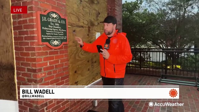 Helene's impacts begin arriving in Apalachicola
