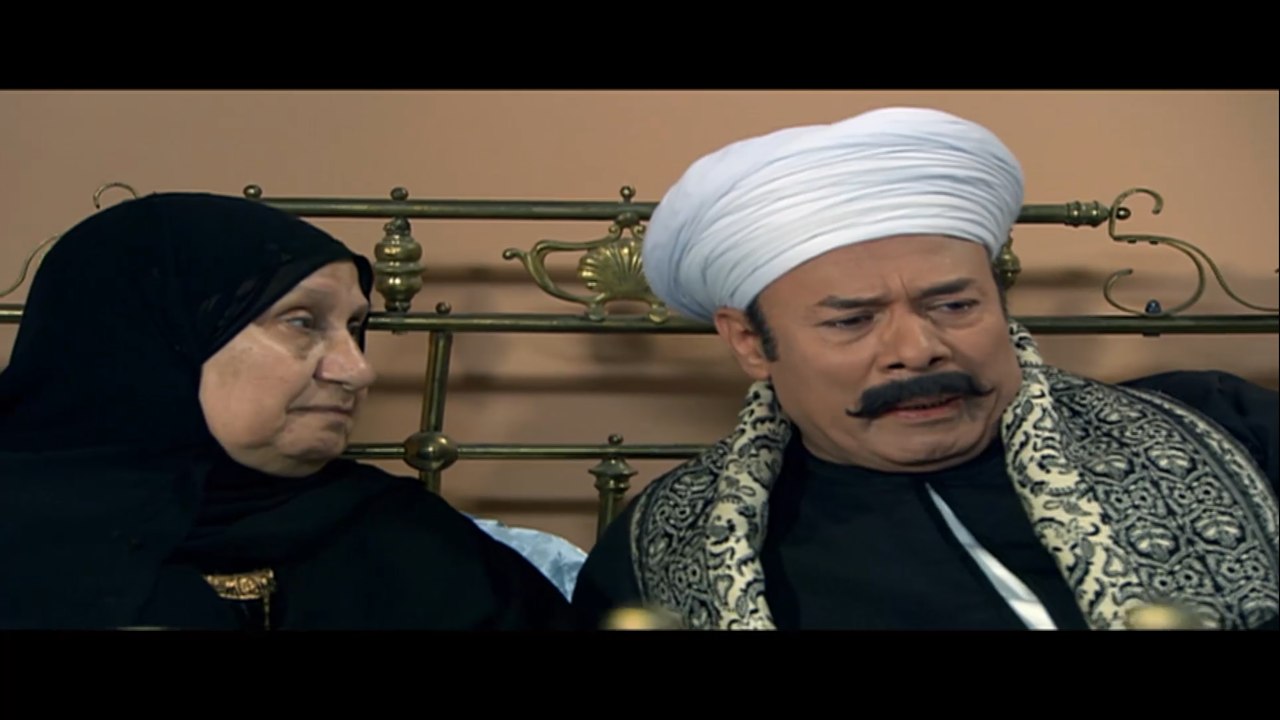 بيبكى بسبب ان اخوه اتجوز البنت الى بيحبها ومش عارف يعمل حاجة #البوابة_التانية