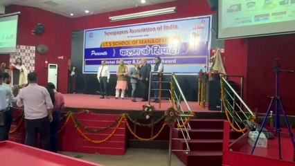 ಹಿರಿಯ ವಕೀಲ ಪ್ರಸಾದ್ ಹಿರೇಮಠ್ ಅವರಿಗೆ ಪ್ರತಿಷ್ಠಿತ ಕಲಮ್ ಕೆ ಸಿಪಾಯಿ ಪ್ರಶಸ್ತಿ ಪ್ರದಾನ