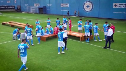 Cruz Azul se toma la foto oficial del Apertura 2024 como superlíder de la Liga MX
