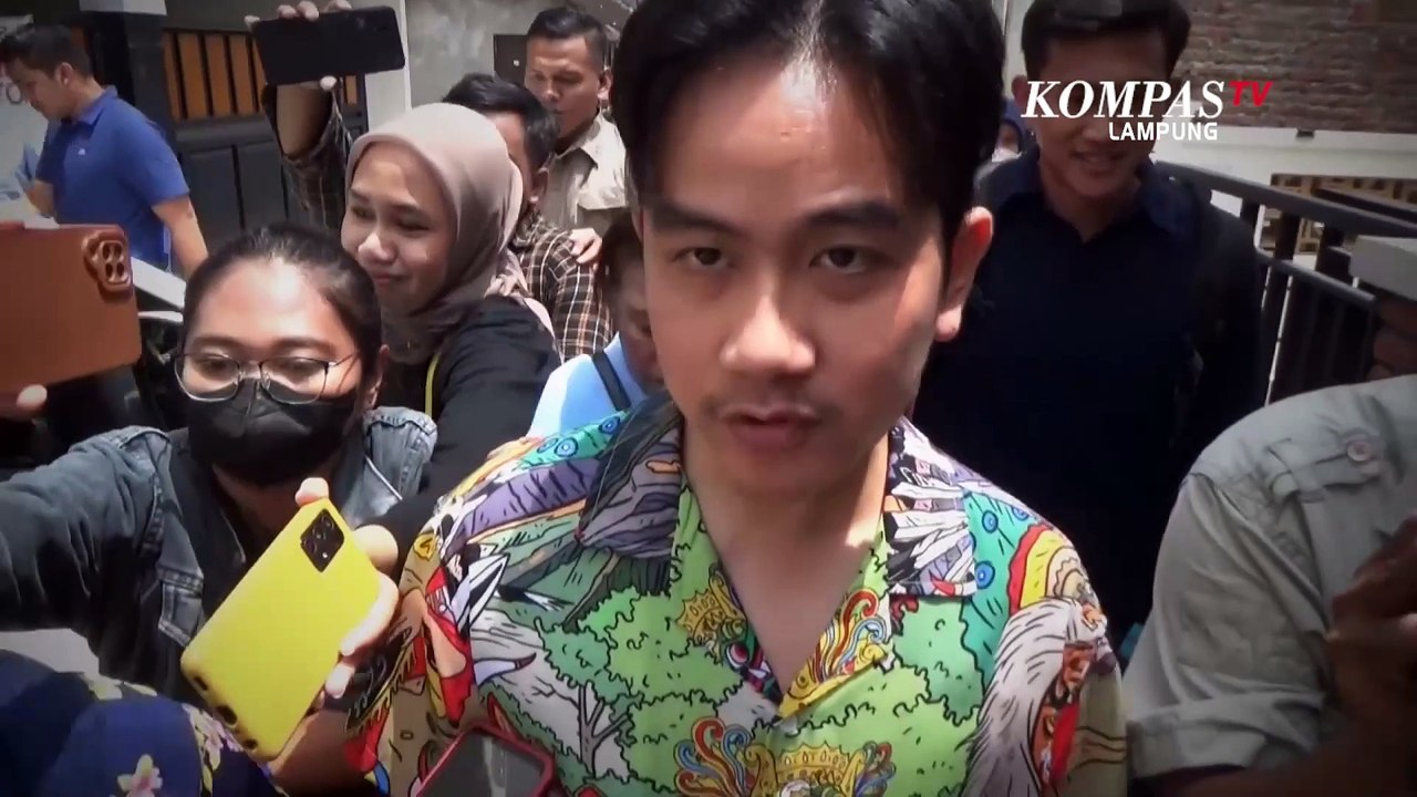 Wakil Presiden Terpilih Gibran Menjawab Pertany...