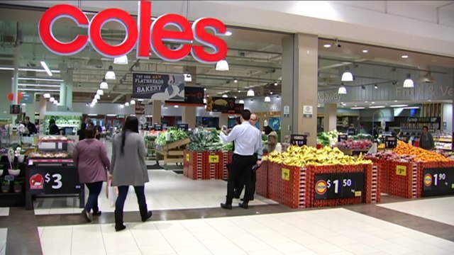 ACCC inquiry finds customers are losing trust in sale prices at grocers