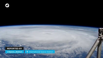 La estación espacial internacional sobrevuela el Huracán Helene.