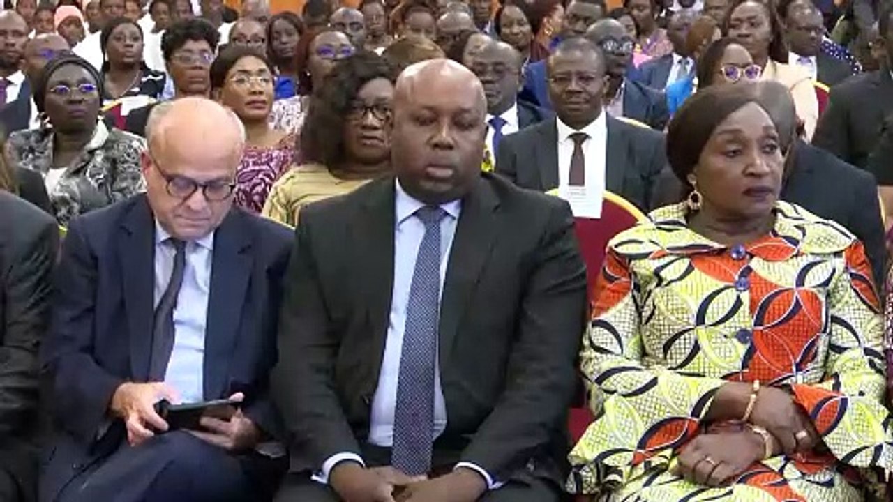 La premiere dame célébre officiellement la journée mondiale de la lutte contre le travail des enfants