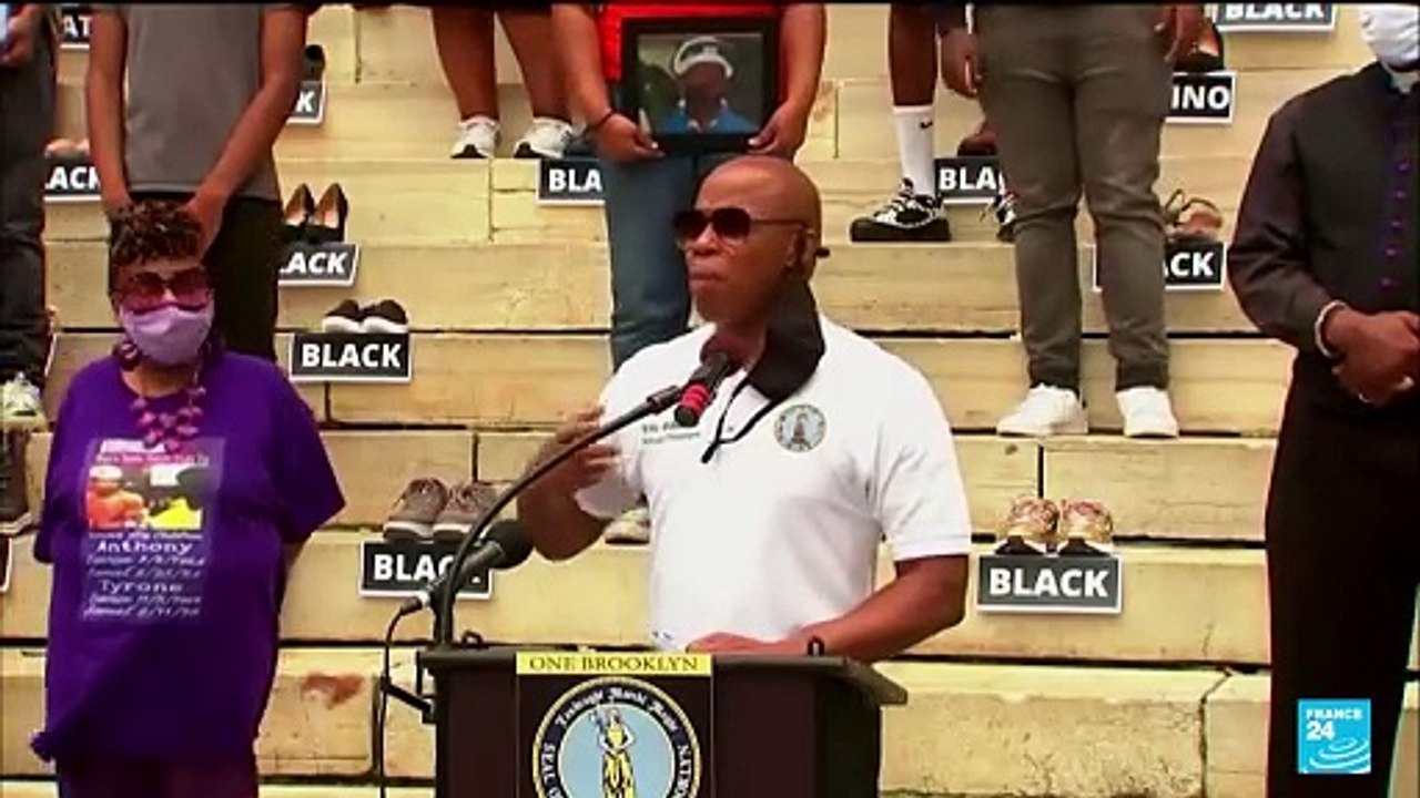 New York mayor Eric Adams indicted over corruption allegations