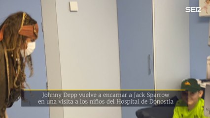 Johnny Depp sorprende a sus fans como Jack Sparrow en el Hospital de Donostia 🏥