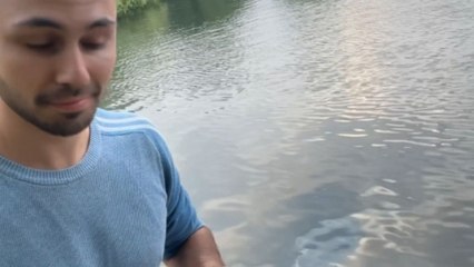 Handpan performance in the park takes an unexpected twist as a swan shows up