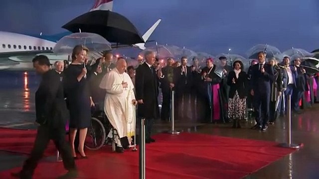 Papa afirma que Igreja deve buscar ‘perdão’ por abusos sexuais de menores