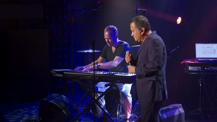 Yuri Buenaventura - Morir de amor (Live) - Le Grand Studio RTL