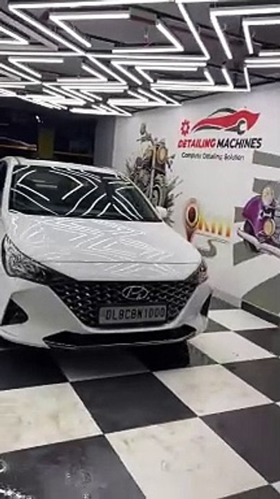 Premium Rubbing and Waxing service on this Hyundai Verna | Detailing Machines
