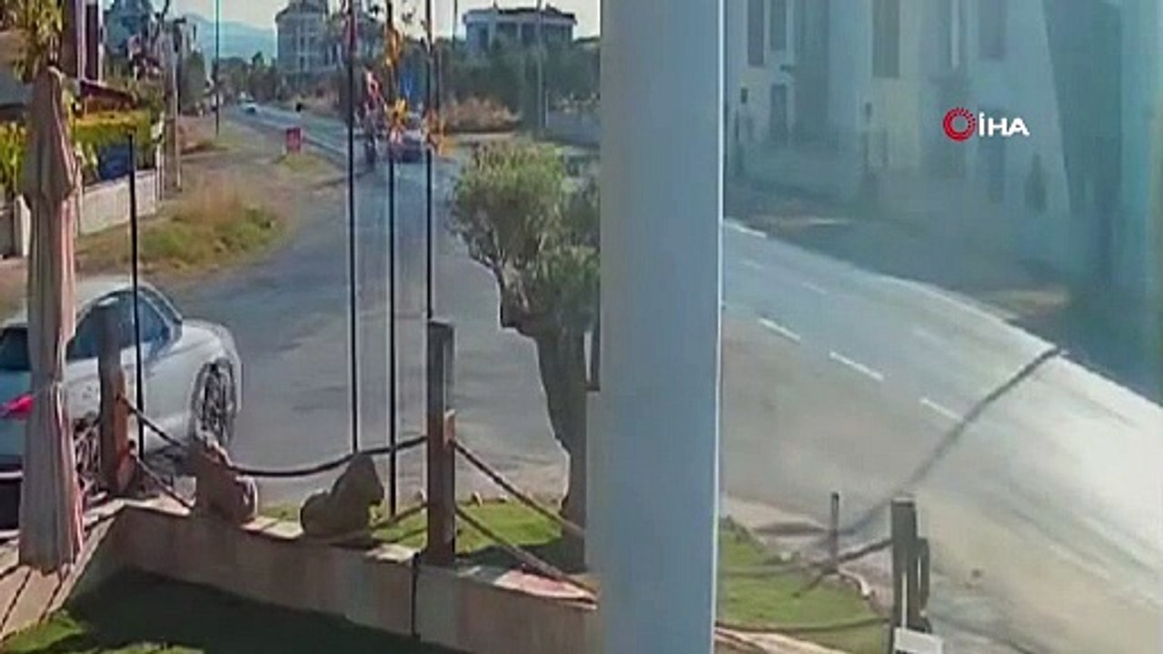 Feci kaza güvenlik kamerasına yansıdı otizmli genç hayatını kaybetti