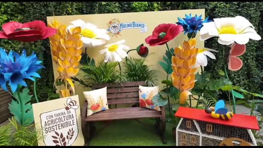 Video Mulino Bianco premia tre aziende agricole con i campi fioriti più belli