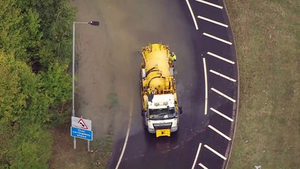 Schools and roads closed in Bedfordshire after flooding