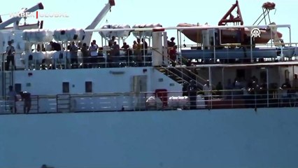  İsrail saldırıları nedeniyle Lübnan'dan ayrılan yabancı uyruklular gemiyle Mersin'e geldi