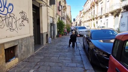 Catania, lite in strada: donna da' fuoco ad una ragazza