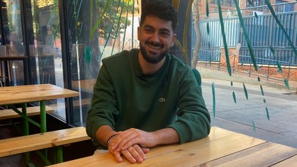 Entrevista a Gonzalo Alhambra, que presenta su nuevo single: 'LO DEMÁS ME SOBRA'