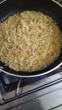 Quick and Easy Recipe for Noodles| noodles banany ka tareeka |@sehar_kitchen