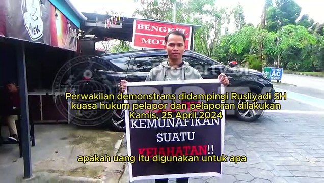 Anggota Credit Union Lantang Tipo Gelar Demonstrasi di Direktorat Reserse dan Kriminal Umum Kepolisian Daerah Kalimantan Barat, Sehubungan Uang Anggota Raab Rp206 Miliar, Jumat, 27 September 2024