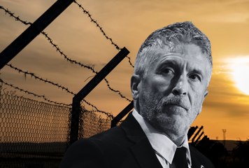 Las sombras que persiguen a Marlaska: el polémico ministro blindado por Sánchez