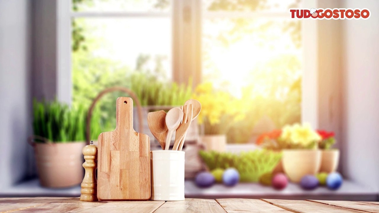 Bolo de chocolate sem farinha e leite