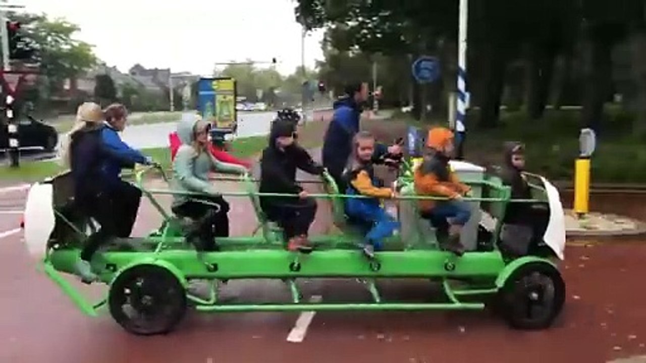 Le bus de l'école aux Pays Bas... la classe
